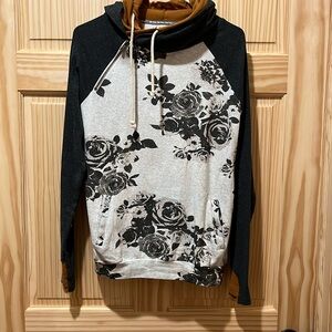 Women’s AMPERSAND hooded sweatshirt.  Size Medium.